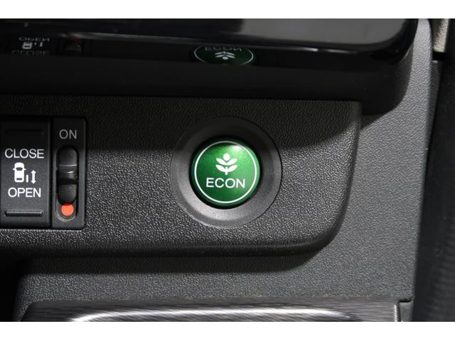 ステップワゴンスパーダ スパーダハイブリッドG・EXホンダセンシング 認定中古車 1年保証付 ワンオーナー ナビ Bカメラ ドラレコ ETC 運転支援 全周囲カメラ フルオートエアコン 駐車アシスト キーフリー 1オーナ Sヒーター 横滑防止 WAC DVD再生可(19枚目)