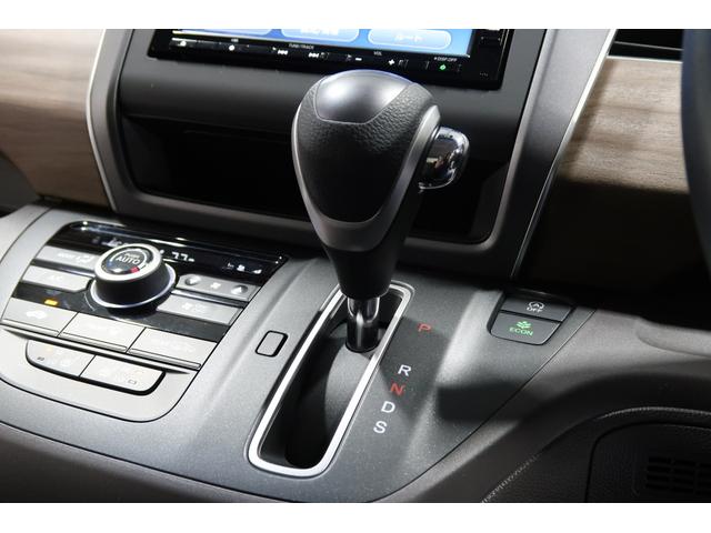 フリード+ G・ホンダセンシング ホンダ認定中古車/ワンオーナー/ドラレコ/ナビ/フルセグ/バックカメラ/USB/Bluetooth/両側パワースライドドア/ETC/シートヒーター/LEDヘッドライト/障害物センサー/衝突軽減ブレーキ(12枚目)