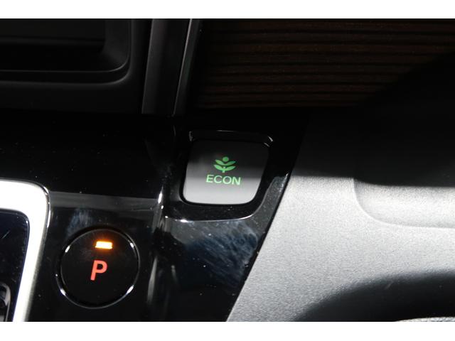 フリードハイブリッド ハイブリッド・クロスターホンダセンシング ホンダ認定中古車/ワンオーナー/ドラレコ/ナビ/フルセグ/Bluetooth/CD.DVD再生可/両側パワースライドドア/シートヒーター/ETC/LEDヘッドライト/衝突軽減ブレーキ/ホンダセンシング(19枚目)