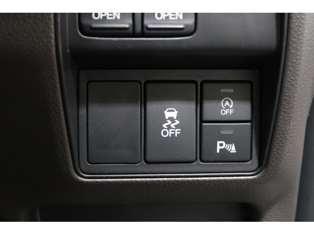 【横滑り防止装置・衝突被害軽減ブレーキ】などドライバーの安全運転をさらにアシストしてくれる装備が充実しています☆ドライバーの不安を安心へと変えてくれますね。