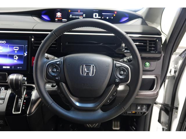ステップワゴンスパーダ スパーダ・クールスピリットホンダセンシング　認定中古車　２年保証付　ワンオーナー　ナビ　Ｂカメラ　ドラレコ　ＥＴＣ　運転支援　全周囲カメラ　サイドエアバック　スマートキ　アラウンドビューモニター　左右電動スライドドア　バックモニタ　Ｗエアコン（17枚目）