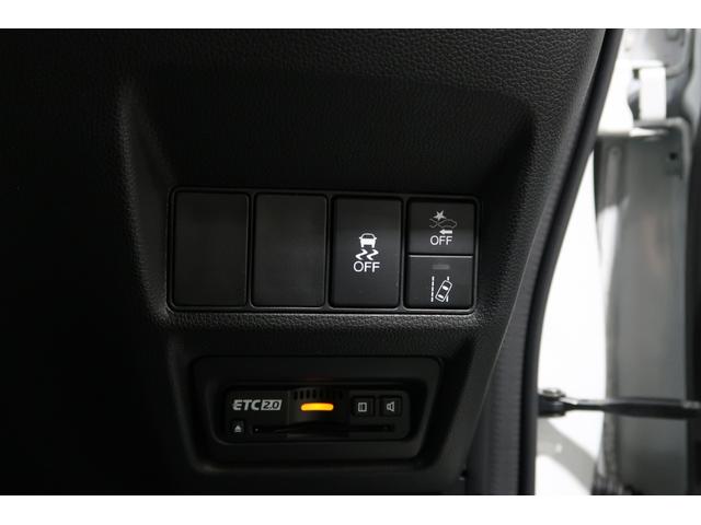 ステップワゴンスパーダ スパーダ・クールスピリットホンダセンシング　認定中古車　２年保証付　ワンオーナー　ナビ　Ｂカメラ　ドラレコ　ＥＴＣ　運転支援　全周囲カメラ　サイドエアバック　スマートキ　アラウンドビューモニター　左右電動スライドドア　バックモニタ　Ｗエアコン（19枚目）
