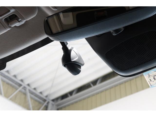 ヴェゼル ｅ：ＨＥＶＺ　認定中古車　２年保証付　ワンオーナー　ナビ　Ｂカメラ　ドラレコ　ＥＴＣ　運転支援　衝突回避支援ブレーキ機能　１オナ　スマキ　Ｐトランク　フルオートエアコン　Ｄレコ　エアバッグ　両席エアバック　Ｒカメ（24枚目）