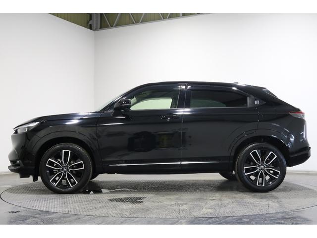 ヴェゼル ｅ：ＨＥＶＺ　認定中古車　２年保証付　ワンオーナー　ナビ　Ｂカメラ　ドラレコ　ＥＴＣ　運転支援　衝突回避支援ブレーキ機能　１オナ　スマキ　Ｐトランク　フルオートエアコン　Ｄレコ　エアバッグ　両席エアバック　Ｒカメ（32枚目）