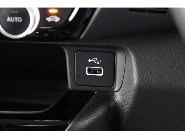 ヴェゼル ｅ：ＨＥＶＺ　ホンダ認定中古車　２年保証　メモリーナビ　Ｂカメラ　ドラレコ　ＥＴＣ　デモカー　衝突回避支援ブレーキ機能　スマキ　Ｐトランク　フルオートエアコン　エアバッグ　両席エアバック　Ｒカメ　パワーウィンドウ（16枚目）