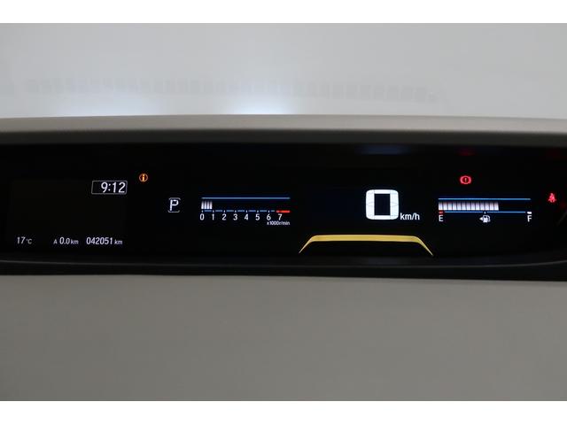 フリード Ｇ・ホンダセンシング　ワンオーナー　ナビ　Ｂカメラ　ドラレコ　ＥＴＣ　運転支援　追突被害軽減ブレーキ　ｉストップ　Ｗエアバッグ　パワーウィンドウ　１オ－ナ－　アクティブクルーズコントロール　スマートキ　カラーバックモニター（14枚目）