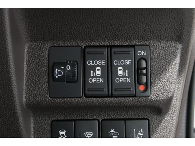 フリード Ｇ・ホンダセンシング　ワンオーナー　ナビ　Ｂカメラ　ドラレコ　ＥＴＣ　運転支援　追突被害軽減ブレーキ　ｉストップ　Ｗエアバッグ　パワーウィンドウ　１オ－ナ－　アクティブクルーズコントロール　スマートキ　カラーバックモニター（19枚目）