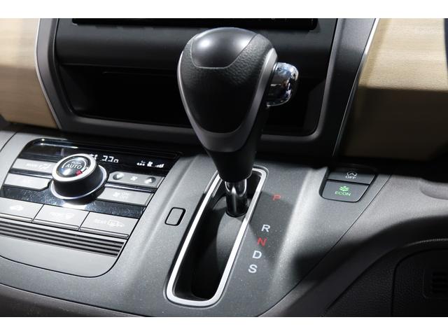 フリード Ｇ・ホンダセンシング　認定中古車　１年保証付　メモリーナビ　ＥＴＣ　ドラレコ　Ｆセグ　追突被害軽減ブレーキ　ｉストップ　電格ドアミラー　Ｗエアバッグ　パワーウィンドウ　ＡＵＸ対応　車線逸脱警報システム　スマートキ　ＶＳＡ（17枚目）