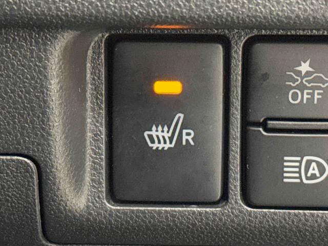 ウインターシーズンには必需品のシートヒーターが付いています。エンジン始動直後に座面、背もたれが温かくなり、快適ドライブが楽しめますよ。
