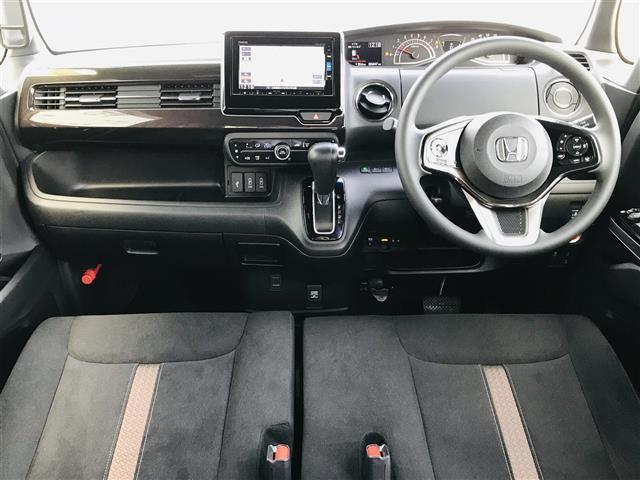 G・Lホンダセンシング 衝突軽減 車線逸脱 ETC バックカメラ レーダークルコン 純正7型ナビ 電動スライドドア オートライト フォグランプ ステアリングスイッチ プッシュスタート ウインカーミラー オートエアコン(4枚目)