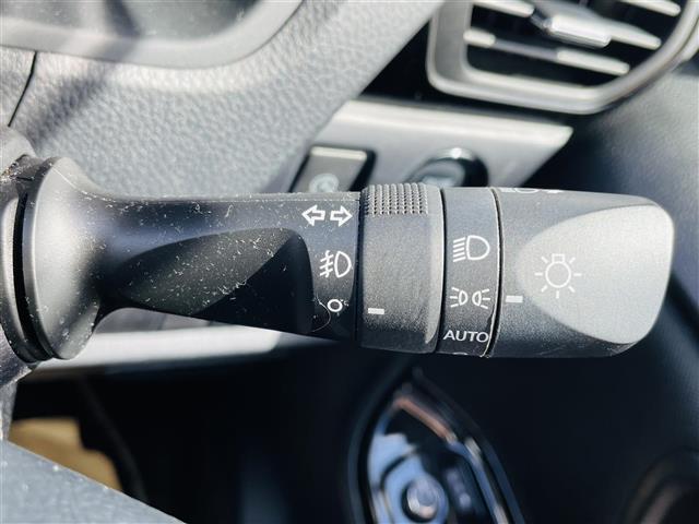 ZS 煌II トヨタセーフティーセンス純正10インチナビゲーション「NSZN-Z68T」FM/AM/CD/DVD/Bluetooth/フルセグ純正12インチフリップダウンモニターブラインドスポットモニター(10枚目)