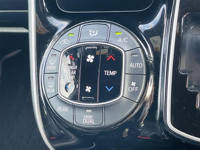 ZS 煌II トヨタセーフティーセンス純正10インチナビゲーション「NSZN-Z68T」FM/AM/CD/DVD/Bluetooth/フルセグ純正12インチフリップダウンモニターブラインドスポットモニター(23枚目)