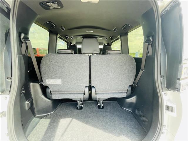 ZS 煌II トヨタセーフティーセンス純正10インチナビゲーション「NSZN-Z68T」FM/AM/CD/DVD/Bluetooth/フルセグ純正12インチフリップダウンモニターブラインドスポットモニター(33枚目)