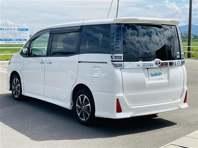 ZS 煌II トヨタセーフティーセンス純正10インチナビゲーション「NSZN-Z68T」FM/AM/CD/DVD/Bluetooth/フルセグ純正12インチフリップダウンモニターブラインドスポットモニター(38枚目)