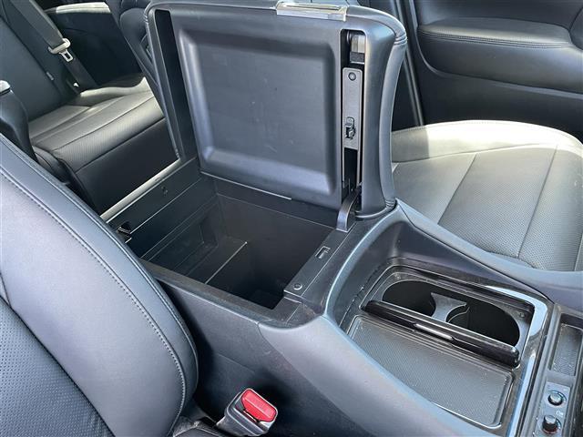 アルファード 2.5S Cパッケージ ◇ツインムーンルーフ◇黒革シート◇純正10インチSDナビ・フルセグTV/CD/DVD/SD/USB/Bluetooth◇純正12.1インチフリップダウンモニター◇バックカメラ◇ETC(13枚目)