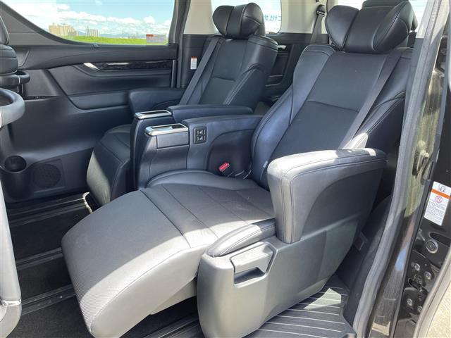 アルファード 2.5S Cパッケージ ◇ツインムーンルーフ◇黒革シート◇純正10インチSDナビ・フルセグTV/CD/DVD/SD/USB/Bluetooth◇純正12.1インチフリップダウンモニター◇バックカメラ◇ETC(34枚目)