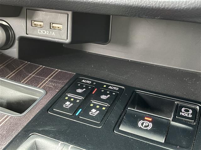 ＲＸ ＲＸ４５０ｈ　エレガントツアラー　純正１０型ナビ／プレミアムサウンドシステム／パノラマミックビューモニター／ドライブレコーダー／２０インチＡＷツインスポークスパッタリング塗装／３眼ＬＥＤヘッドライト／セミアニリンノーブルブラウ革シート（10枚目）
