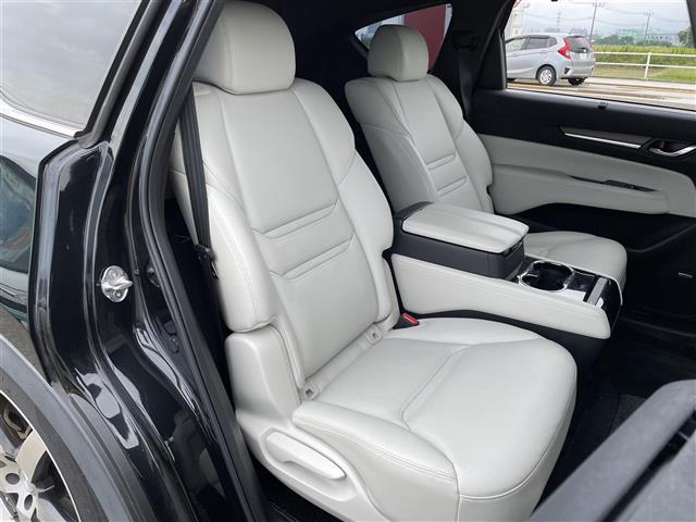 ＣＸ－８ ＸＤ　Ｌパッケージ　白革シート／ＴＥＩＮ車高調／純正ＳＤナビゲーション／フルセグＴＶ／ＣＤ／ＤＶＤ／ＵＳＢ／Ｂｌｕｅｔｏｏｔｈ／３６０°ビューモニター／ＢＯＳＥ／前後ドライブレコーダー／ＥＴＣ２．０／パワーリアゲ―ト（18枚目）