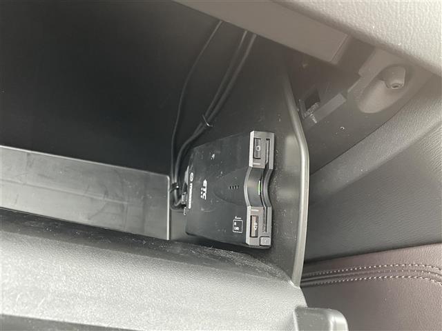 ＣＸ－８ ２５Ｓ　プロアクティブ　◇純正８インチＳＤナビゲーション・フルセグＴＶ／ＣＤ／ＤＶＤ／ＵＳＢ／Ｂｌｕｅｔｏｏｔｈ◇アルパインフリップダウンモニター◇３６０°ビューモニター◇ＥＴＣ◇ヘッドアップディスプレイ（13枚目）