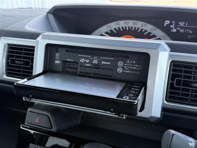ピクシスメガ Ｌ　ＳＡＩＩ　◇純正ＳＤナビゲーション・ワンセグＴＶ／ＣＤ／ＳＤ／Ｂｌｕｅｔｏｏｔｈ◇バックカメラ◇ビルトインＥＴＣ◇両側パワースライドドア◇後席サンシェード◇ＩＳＯＦＩＸ対応◇ステアリングリモコン（7枚目）