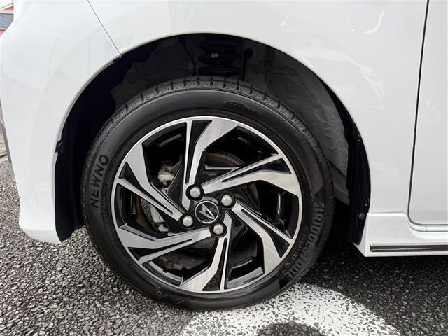 タント カスタムRSスタイルセレクション ターボ/衝突軽減ブレーキ/両側電動ドア/ハーフレザーシート/前席シートヒーター/SDナビ/フルセグTV/DVD再生可能/SD/Bluetooth/バックカメラ/ビルトインETC/前後ドライブレコーダー(10枚目)