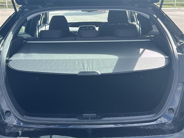 プリウス A ◇純正9インチSDナビゲーション・フルセグTV/CD/DVD/SD/USB/Bluetooth◇バックカメラ◇前方ドライブレコーダー◇ビルトインETC◇ヘッドアップディスプレイ(18枚目)