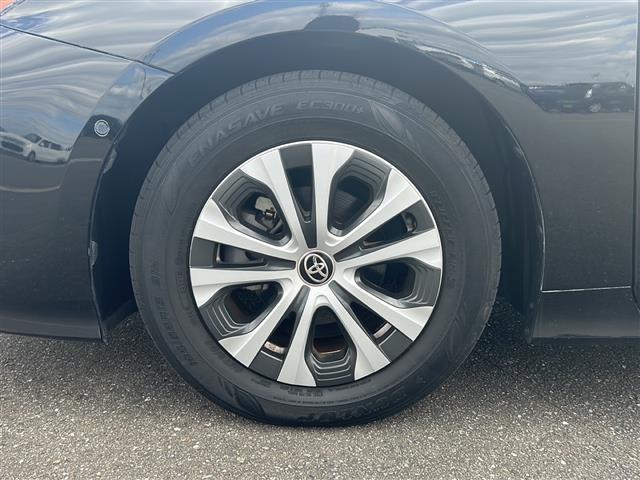 プリウス A ◇純正9インチSDナビゲーション・フルセグTV/CD/DVD/SD/USB/Bluetooth◇バックカメラ◇前方ドライブレコーダー◇ビルトインETC◇ヘッドアップディスプレイ(28枚目)