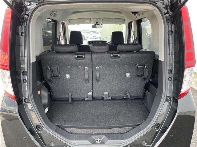 ルーミー カスタムG S ◇純正9インチSDナビゲーション・フルセグTV/CD/DVD/SD/Bluetooth◇バックカメラ◇ビルトインETC◇両側パワースライドドア◇後席サンシェード◇ISOFIX対応(19枚目)