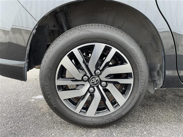 ルーミー カスタムG S ◇純正9インチSDナビゲーション・フルセグTV/CD/DVD/SD/Bluetooth◇バックカメラ◇ビルトインETC◇両側パワースライドドア◇後席サンシェード◇ISOFIX対応(30枚目)