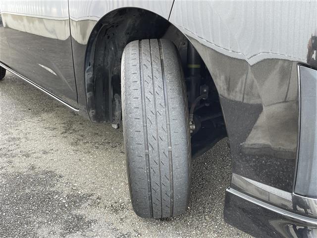 ルーミー カスタムG S ◇純正9インチSDナビゲーション・フルセグTV/CD/DVD/SD/Bluetooth◇バックカメラ◇ビルトインETC◇両側パワースライドドア◇後席サンシェード◇ISOFIX対応(31枚目)