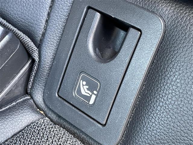 カローラクロス Z ◇純正9インチディスプレイオーディオ・AM/FM/USB/Bluetooth◇パノラミックビューモニター◇ETC◇パワーバックドア(予約ロック機能付)◇電子パーキングブレーキ(17枚目)