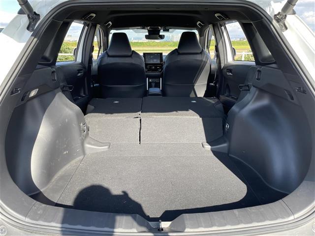 カローラクロス Z ◇純正9インチディスプレイオーディオ・AM/FM/USB/Bluetooth◇パノラミックビューモニター◇ETC◇パワーバックドア(予約ロック機能付)◇電子パーキングブレーキ(19枚目)