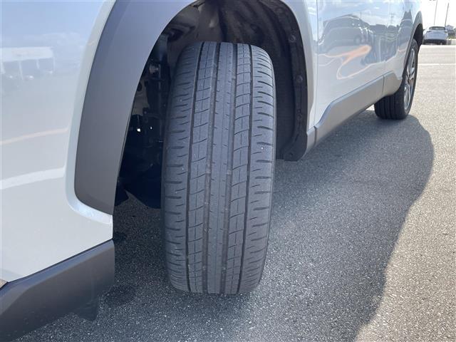 カローラクロス Z ◇純正9インチディスプレイオーディオ・AM/FM/USB/Bluetooth◇パノラミックビューモニター◇ETC◇パワーバックドア(予約ロック機能付)◇電子パーキングブレーキ(31枚目)