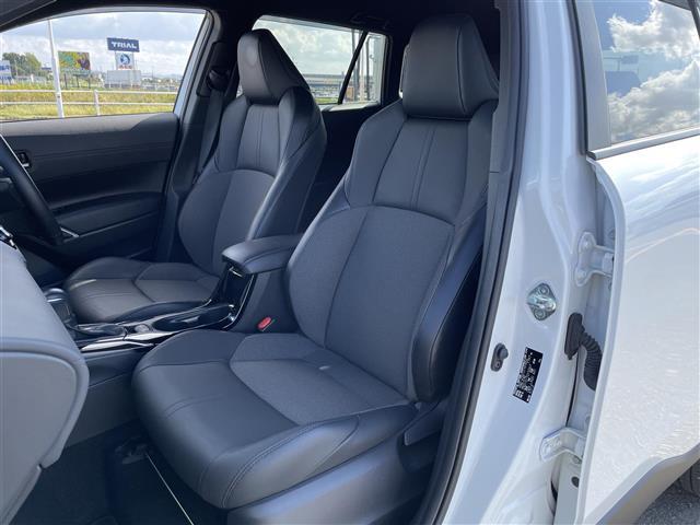 カローラクロス Z ◇純正9インチディスプレイオーディオ・AM/FM/USB/Bluetooth◇パノラミックビューモニター◇ETC◇パワーバックドア(予約ロック機能付)◇電子パーキングブレーキ(33枚目)