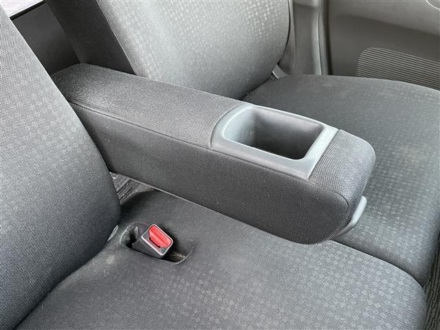 N-BOXカスタム G・Lパッケージ ◇社外メモリーナビゲーション・フルセグTV/CD/DVD/SD/Bluetooth◇バックカメラ◇ビルトインETC◇横滑り防止装置◇片側パワースライドドア◇後席サンシェード◇ISOFIX(12枚目)