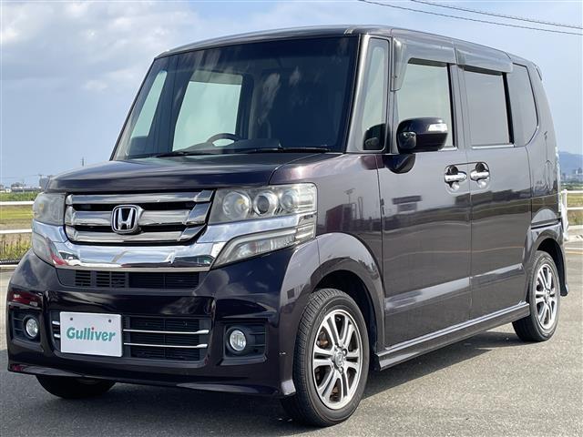 N-BOXカスタム G・Lパッケージ ◇社外メモリーナビゲーション・フルセグTV/CD/DVD/SD/Bluetooth◇バックカメラ◇ビルトインETC◇横滑り防止装置◇片側パワースライドドア◇後席サンシェード◇ISOFIX(23枚目)