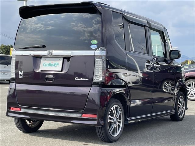 N-BOXカスタム G・Lパッケージ ◇社外メモリーナビゲーション・フルセグTV/CD/DVD/SD/Bluetooth◇バックカメラ◇ビルトインETC◇横滑り防止装置◇片側パワースライドドア◇後席サンシェード◇ISOFIX(26枚目)