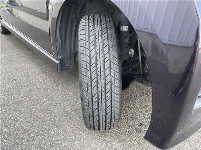 N-BOXカスタム G・Lパッケージ ◇社外メモリーナビゲーション・フルセグTV/CD/DVD/SD/Bluetooth◇バックカメラ◇ビルトインETC◇横滑り防止装置◇片側パワースライドドア◇後席サンシェード◇ISOFIX(30枚目)