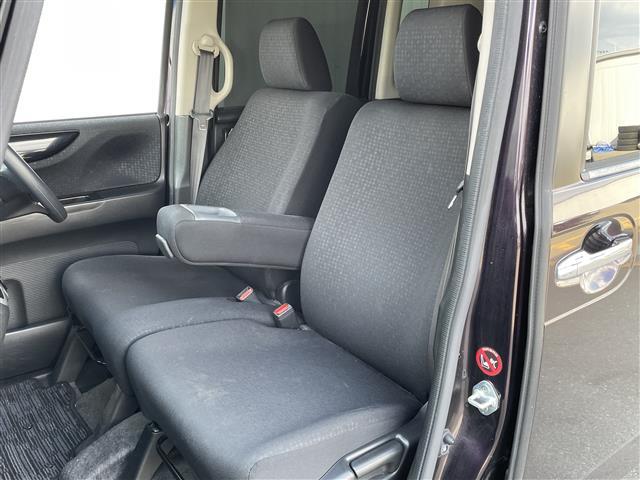 N-BOXカスタム G・Lパッケージ ◇社外メモリーナビゲーション・フルセグTV/CD/DVD/SD/Bluetooth◇バックカメラ◇ビルトインETC◇横滑り防止装置◇片側パワースライドドア◇後席サンシェード◇ISOFIX(33枚目)