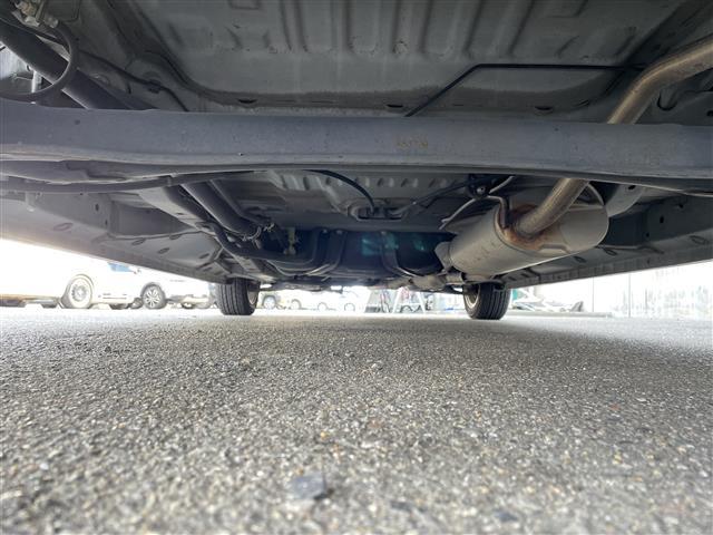 N-BOXカスタム G・Lパッケージ ◇社外メモリーナビゲーション・フルセグTV/CD/DVD/SD/Bluetooth◇バックカメラ◇ビルトインETC◇横滑り防止装置◇片側パワースライドドア◇後席サンシェード◇ISOFIX(41枚目)