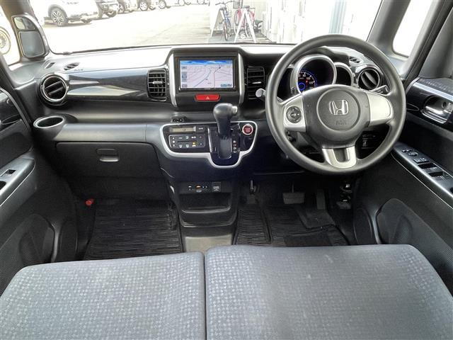 N-BOXカスタム G・Lパッケージ ◇社外メモリーナビゲーション・フルセグTV/CD/DVD/SD/Bluetooth◇バックカメラ◇ビルトインETC◇横滑り防止装置◇片側パワースライドドア◇後席サンシェード◇ISOFIX(42枚目)