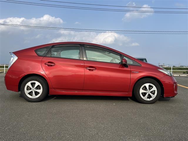 プリウス G ◇ワンオーナー◇ワンセグTV/CD/DVD/bluetooth/FM/AM◇バックカメラ◇ETC◇D席パワーシート◇ステアリングリモコン◇純正LED◇純正フロアマット◇純正フォグライト(25枚目)