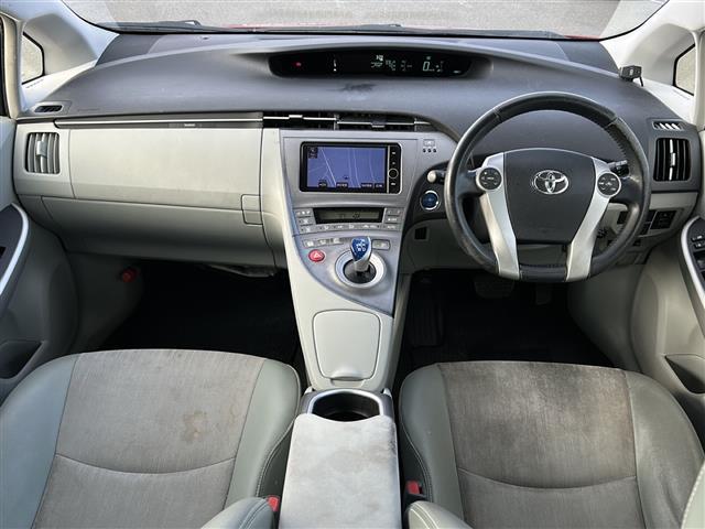 プリウス G ◇ワンオーナー◇ワンセグTV/CD/DVD/bluetooth/FM/AM◇バックカメラ◇ETC◇D席パワーシート◇ステアリングリモコン◇純正LED◇純正フロアマット◇純正フォグライト(42枚目)