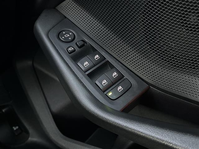 2シリーズ 218dグランクーペ プレイ エディションジョイ+ 横滑り防止機能 レーンキープアシスト 衝突被害軽減システム ブラインドスポットモニター バックカメラ ACC オートホールド 純正ナビ Bluetooth USB 12Vソケット(10枚目)