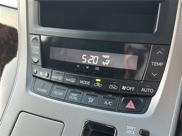 ヴェルファイア 2.4Z ◇ワンオーナー◇純正ナビゲーションワンセグTV/AM/FM/CD/DVD◇バックカメラ◇後席フリップダウンモニター◇ドライブレコーダー◇ETC◇片側パワースライドドア◇オットマン(9枚目)