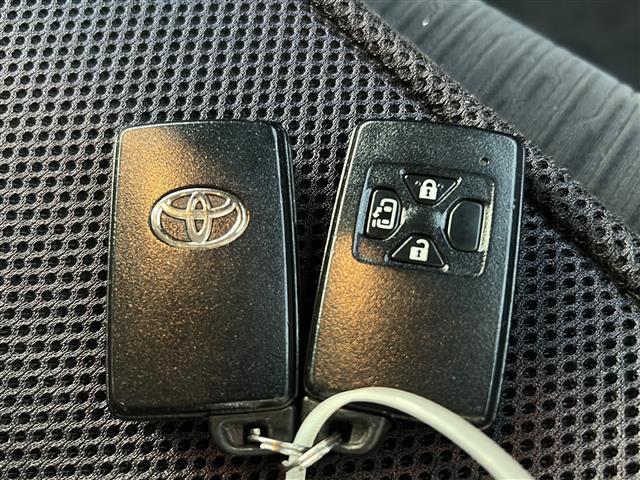 ヴェルファイア 2.4Z ◇ワンオーナー◇純正ナビゲーションワンセグTV/AM/FM/CD/DVD◇バックカメラ◇後席フリップダウンモニター◇ドライブレコーダー◇ETC◇片側パワースライドドア◇オットマン(11枚目)