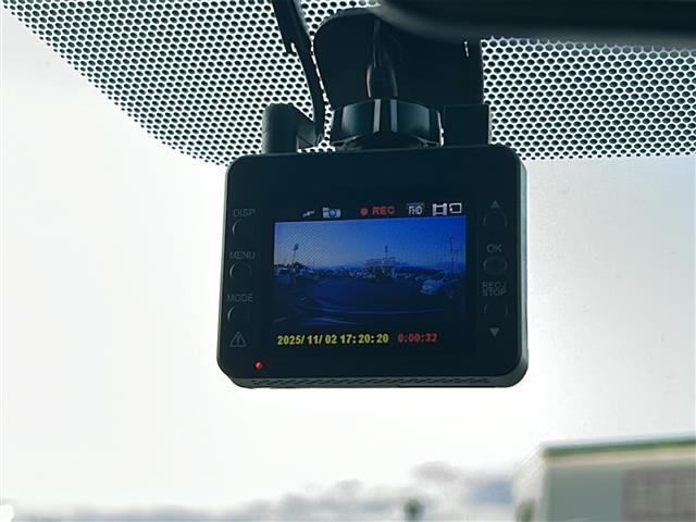 ヴェルファイア 2.4Z ◇ワンオーナー◇純正ナビゲーションワンセグTV/AM/FM/CD/DVD◇バックカメラ◇後席フリップダウンモニター◇ドライブレコーダー◇ETC◇片側パワースライドドア◇オットマン(12枚目)