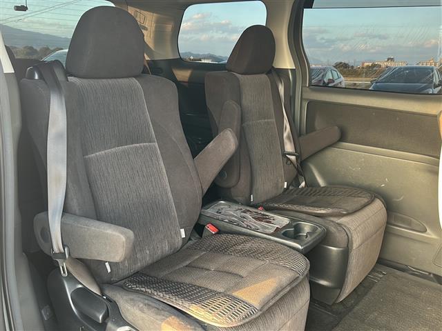 ヴェルファイア 2.4Z ◇ワンオーナー◇純正ナビゲーションワンセグTV/AM/FM/CD/DVD◇バックカメラ◇後席フリップダウンモニター◇ドライブレコーダー◇ETC◇片側パワースライドドア◇オットマン(16枚目)