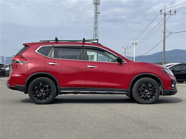 エクストレイル 20Xi エクストリーマーX 純正ナビゲーション アラウンドビュー ETC インテリジェントルームミラー 電動リヤゲート 4WD 純正フロアマット コーナーセンサー Bluetooth フルセグテレビ スマートキー オートライト(24枚目)