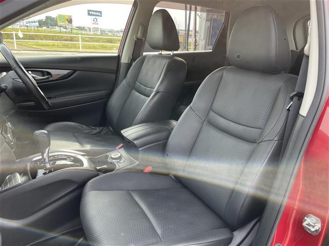 エクストレイル 20Xi エクストリーマーX 純正ナビゲーション アラウンドビュー ETC インテリジェントルームミラー 電動リヤゲート 4WD 純正フロアマット コーナーセンサー Bluetooth フルセグテレビ スマートキー オートライト(31枚目)